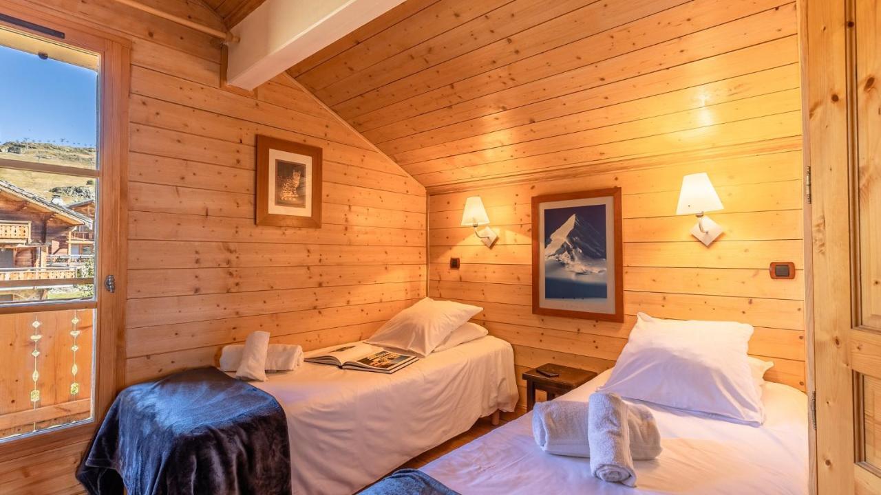 Madame Vacances Les Chalets De L'Altiport Alpe d'Huez Esterno foto