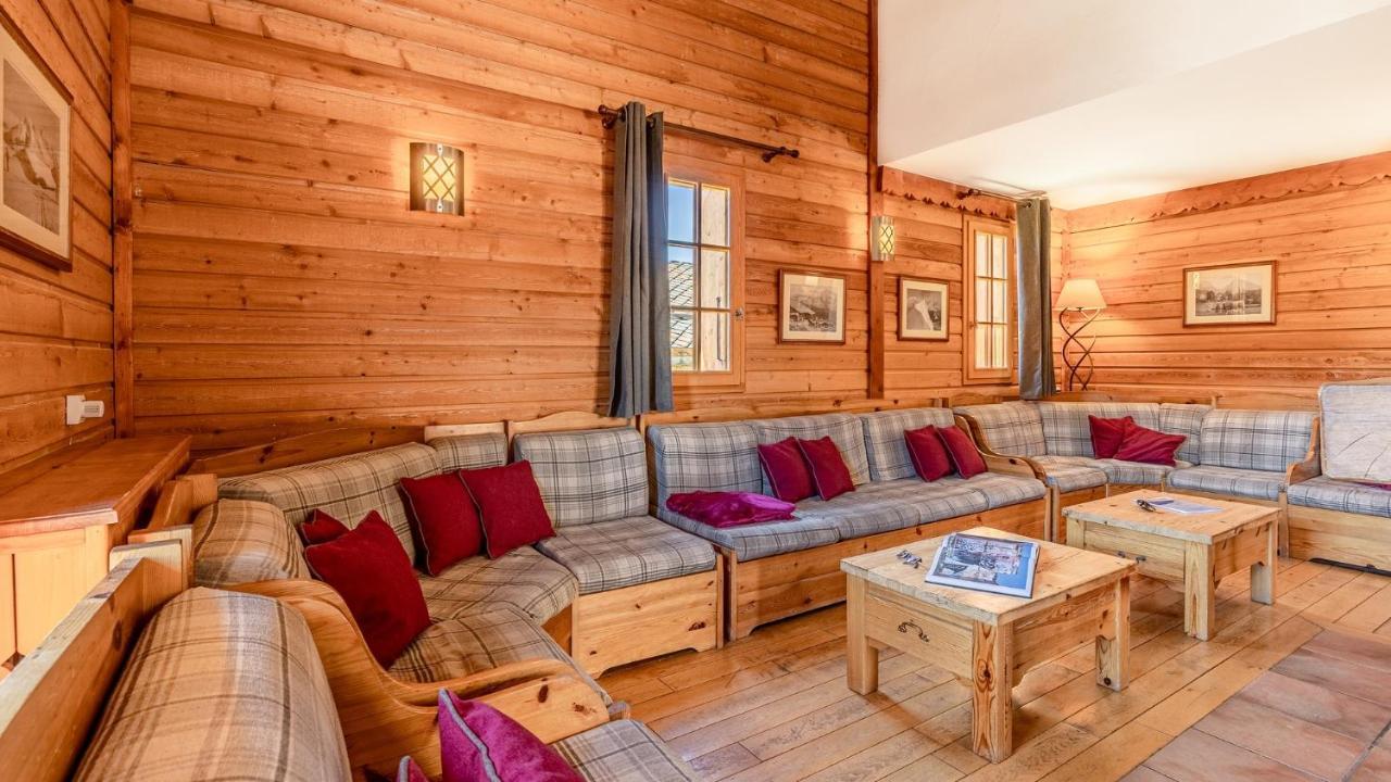 Madame Vacances Les Chalets De L'Altiport Alpe d'Huez Esterno foto