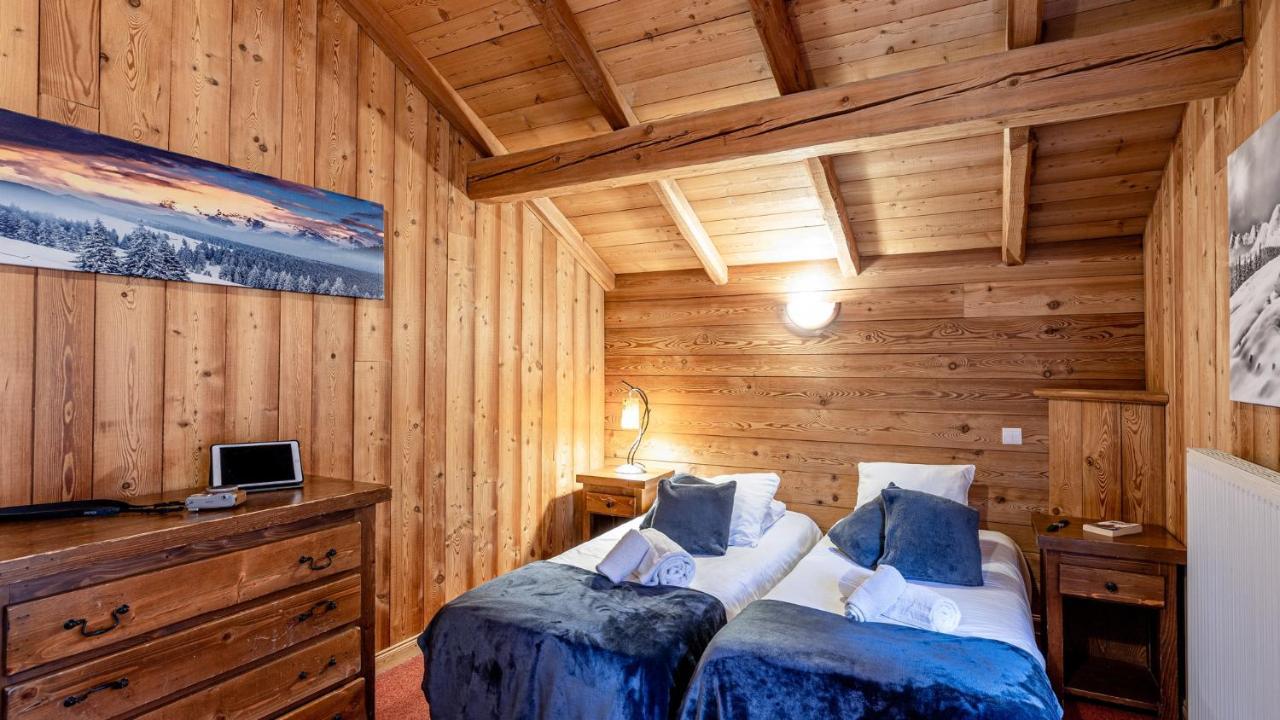 Madame Vacances Les Chalets De L'Altiport Alpe d'Huez Esterno foto