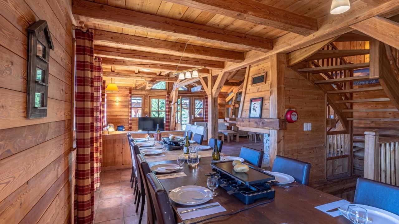 Madame Vacances Les Chalets De L'Altiport Alpe d'Huez Esterno foto