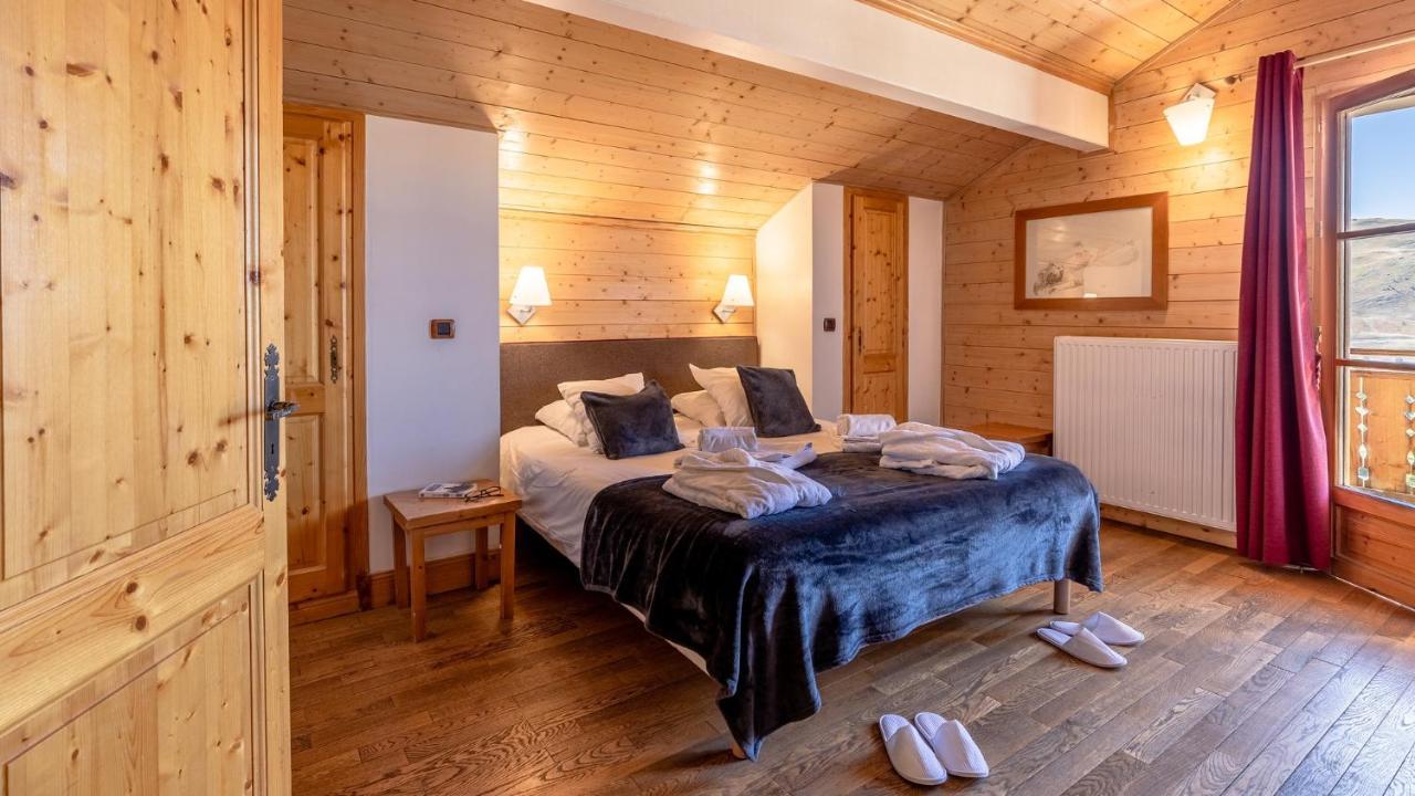Madame Vacances Les Chalets De L'Altiport Alpe d'Huez Esterno foto