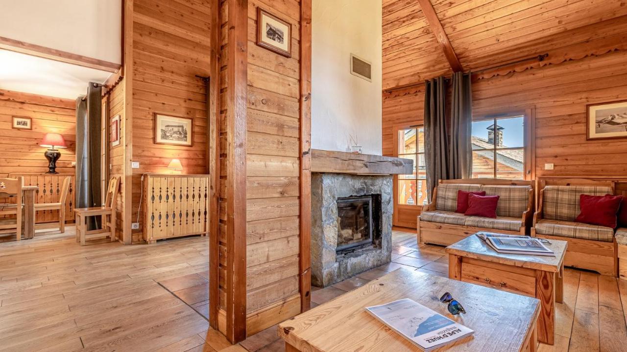 Madame Vacances Les Chalets De L'Altiport Alpe d'Huez Esterno foto