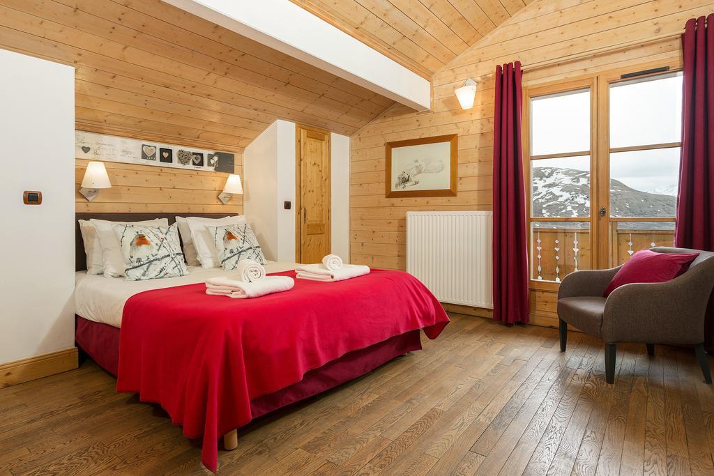 Madame Vacances Les Chalets De L'Altiport Alpe d'Huez Esterno foto