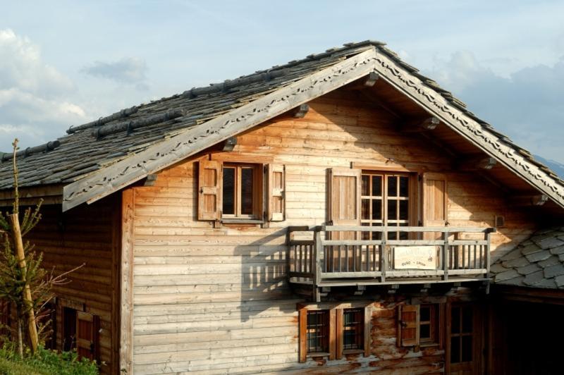 Madame Vacances Les Chalets De L'Altiport Alpe d'Huez Esterno foto